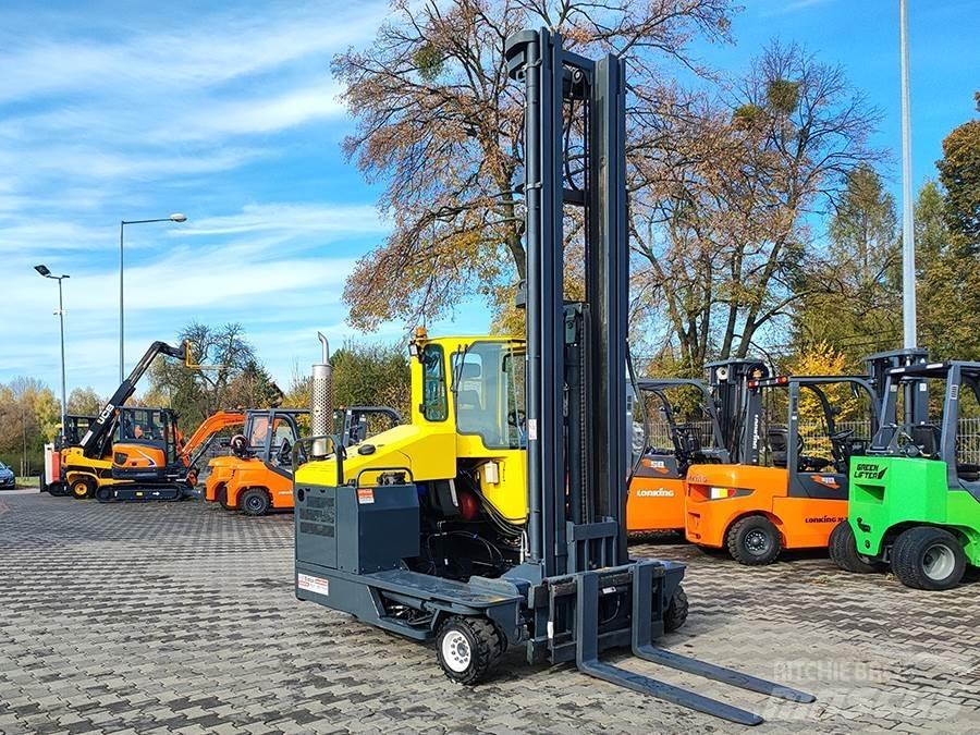 Combilift C4000 Чотириходові річ-траки