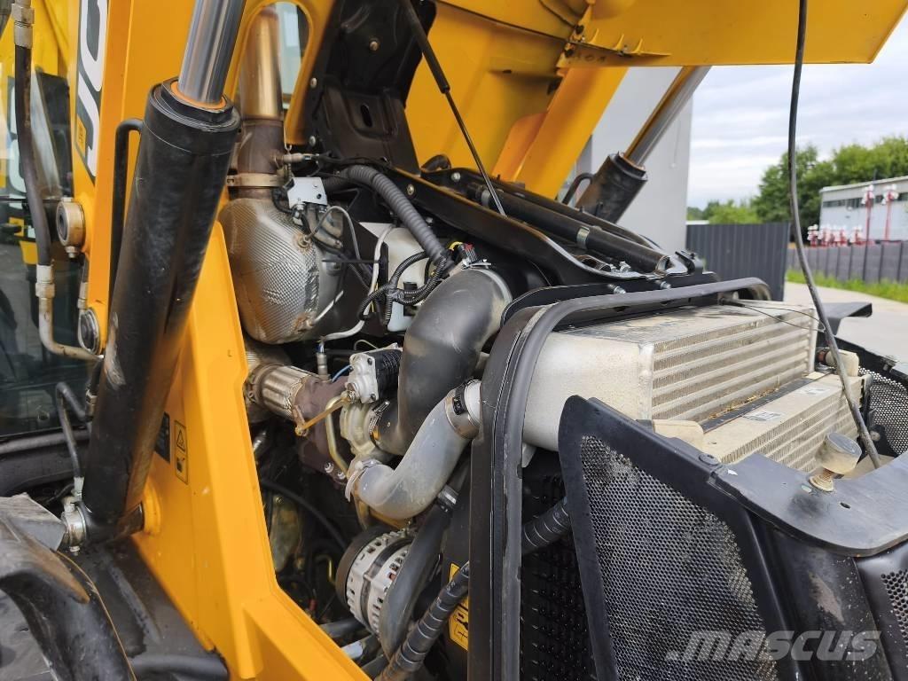 JCB 4 CX Pro Екскаватори-навантажувачі
