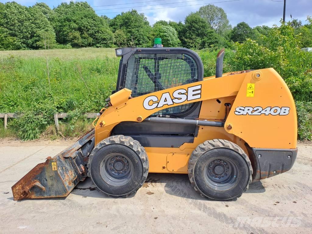 CASE SR 240 B Міні-навантажувачі