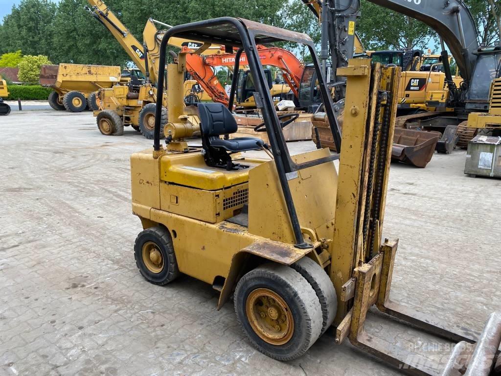 CAT V 50 B Дизельні навантажувачі