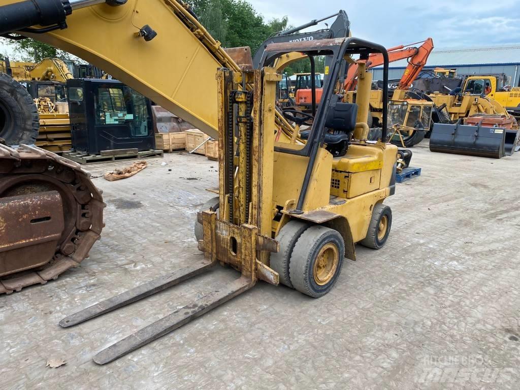 CAT V 50 B Дизельні навантажувачі