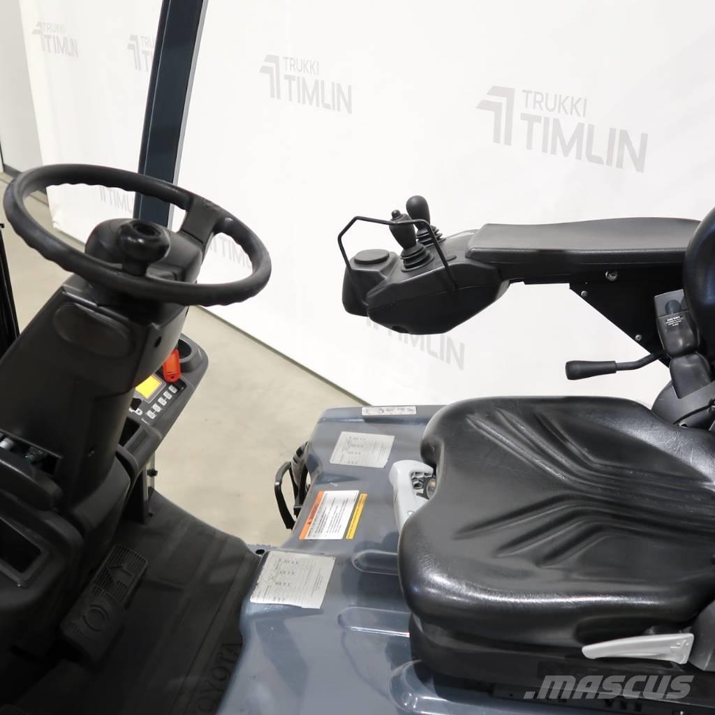 Toyota 8FBM20T Електронавантажувачі
