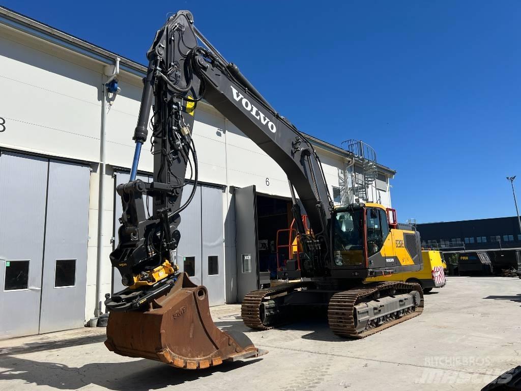 Volvo EC350EL Гусеничні екскаватори