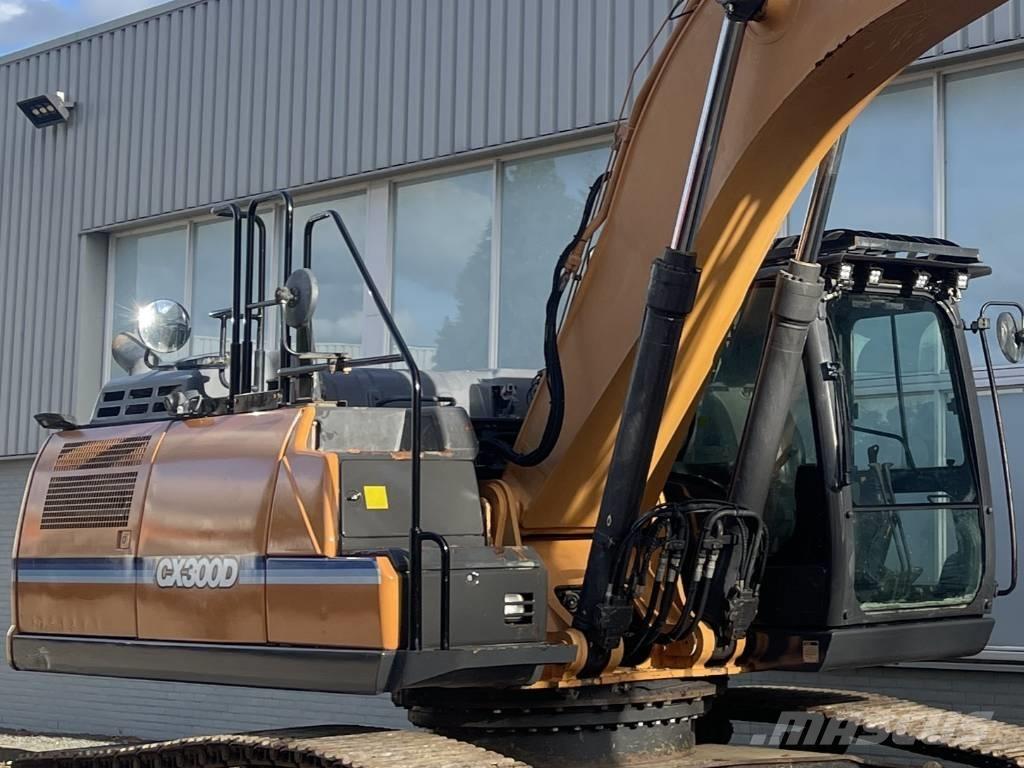 CASE CX 300 D       2017 Гусеничні екскаватори