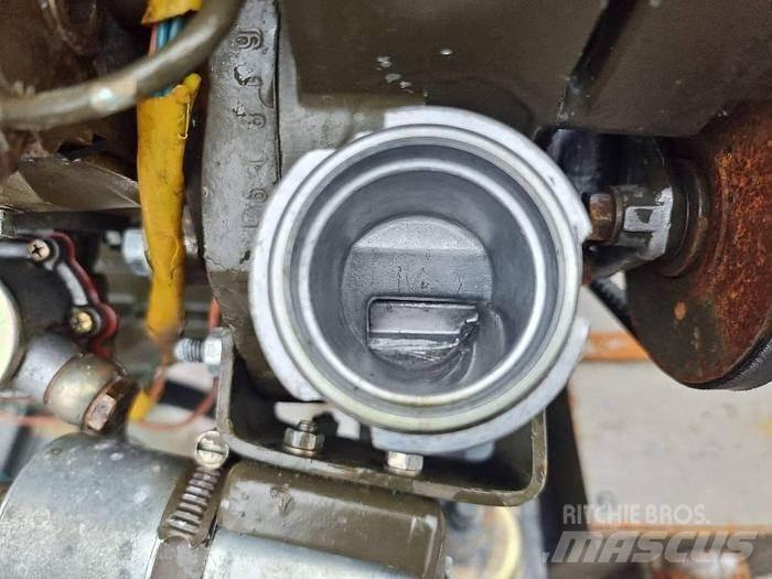  Engines F4L912 Транспорт - Інші