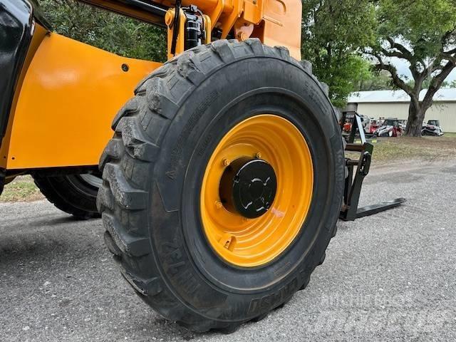 JCB 507-42 Телескопічні навантажувачі