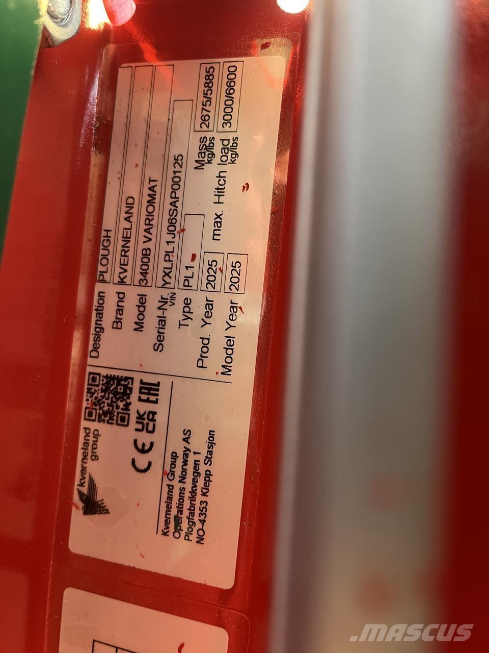 Kverneland 3400B Реверсивні плуги