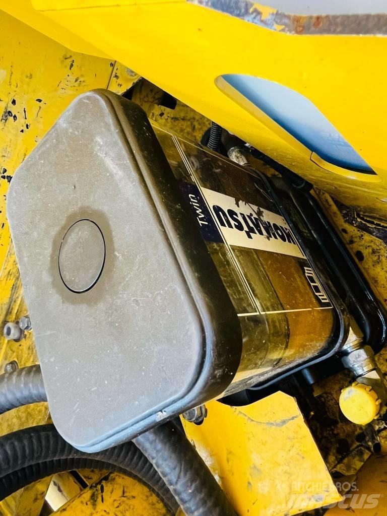 Komatsu PC 210 LC-11 Гусеничні екскаватори