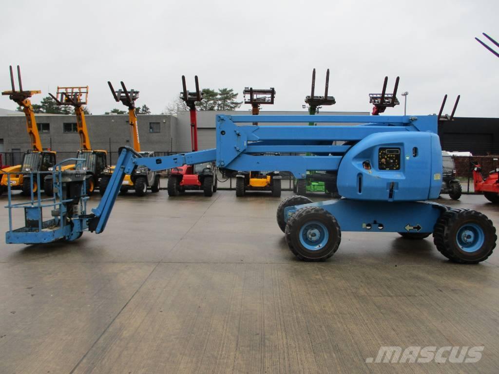 JLG 510 AJ (046) Компактні самохідні стрілові підйомники