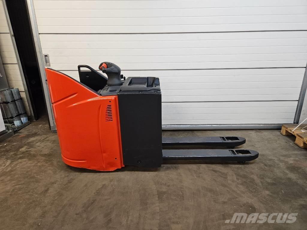 Linde T20SP Штабелери