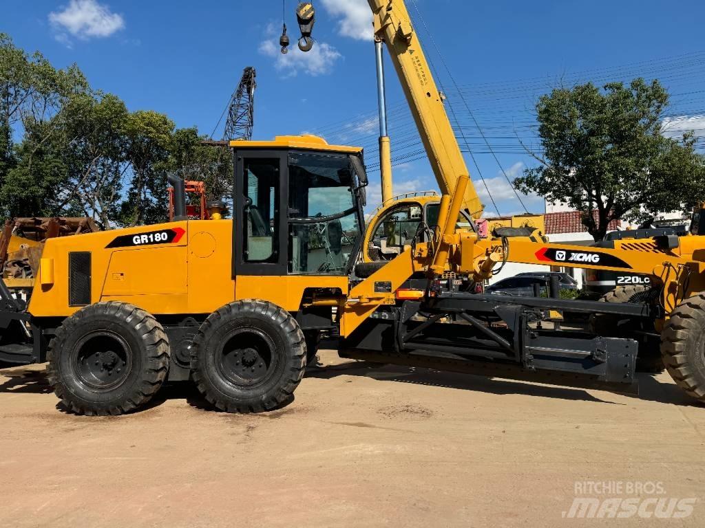XCMG GR 180 Грейдери
