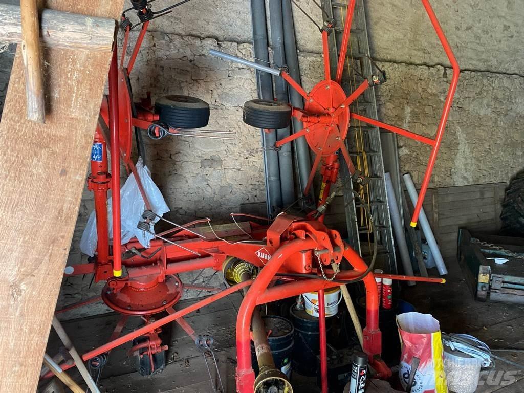Kuhn GF 5001 MH Граблі і сінозворушувачі