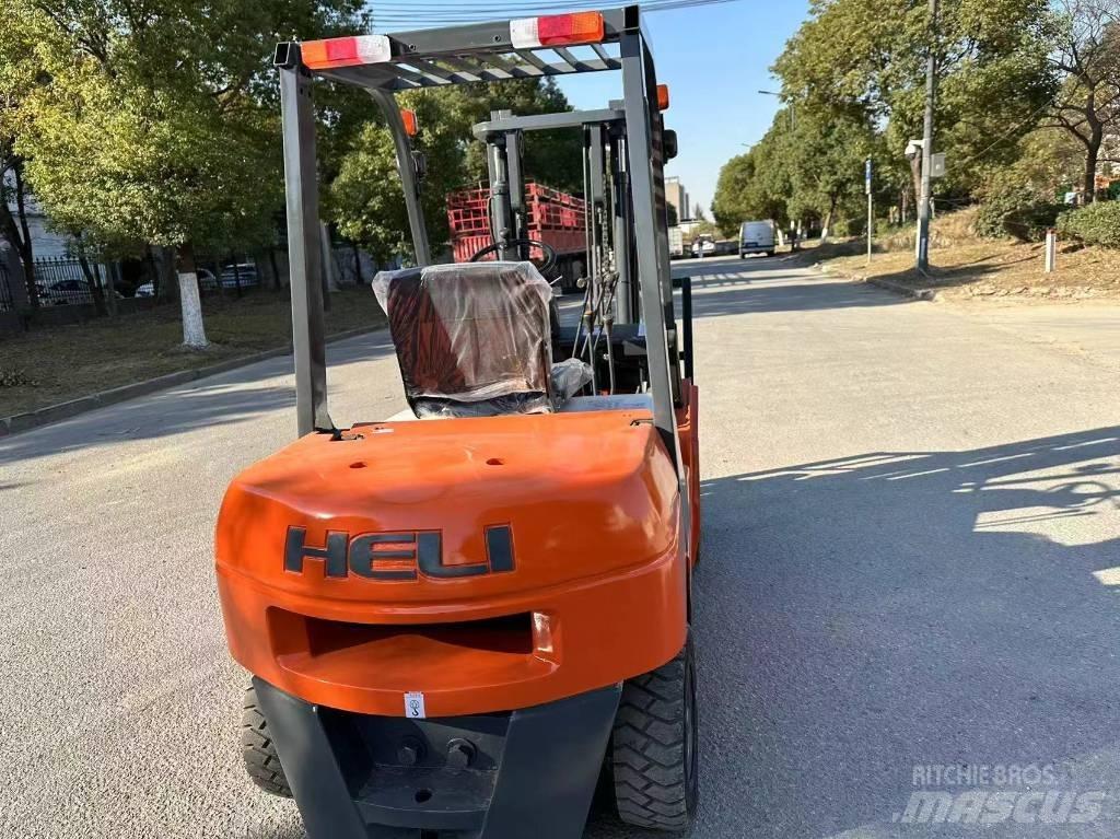 Heli CPC35 Дизельні навантажувачі