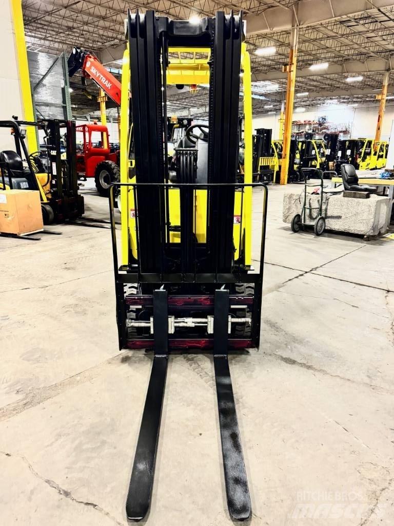 Hyster E 50 XN Електронавантажувачі