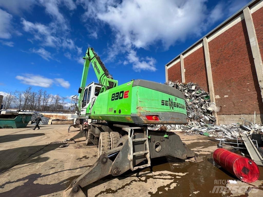 Sennebogen 830 Перевантажувачі металобрухту/промислові навантажувачі
