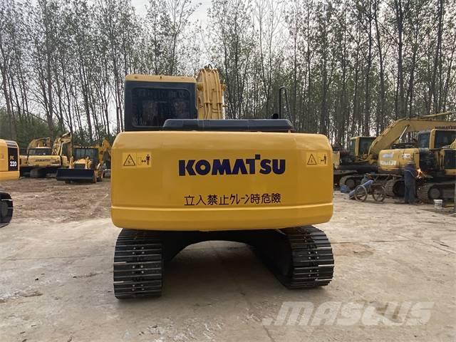 Komatsu PC130 Гусеничні екскаватори