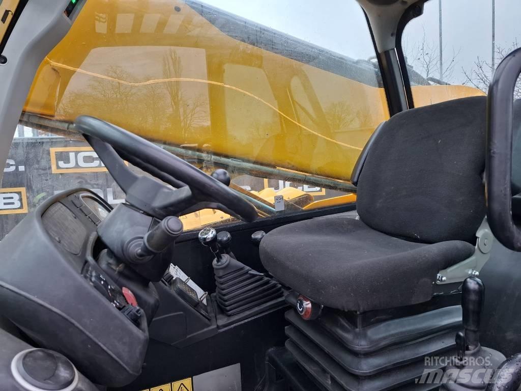 JCB 535-125 Телескопічні навантажувачі