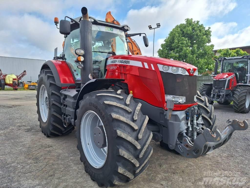 Massey Ferguson 8737 Трактори