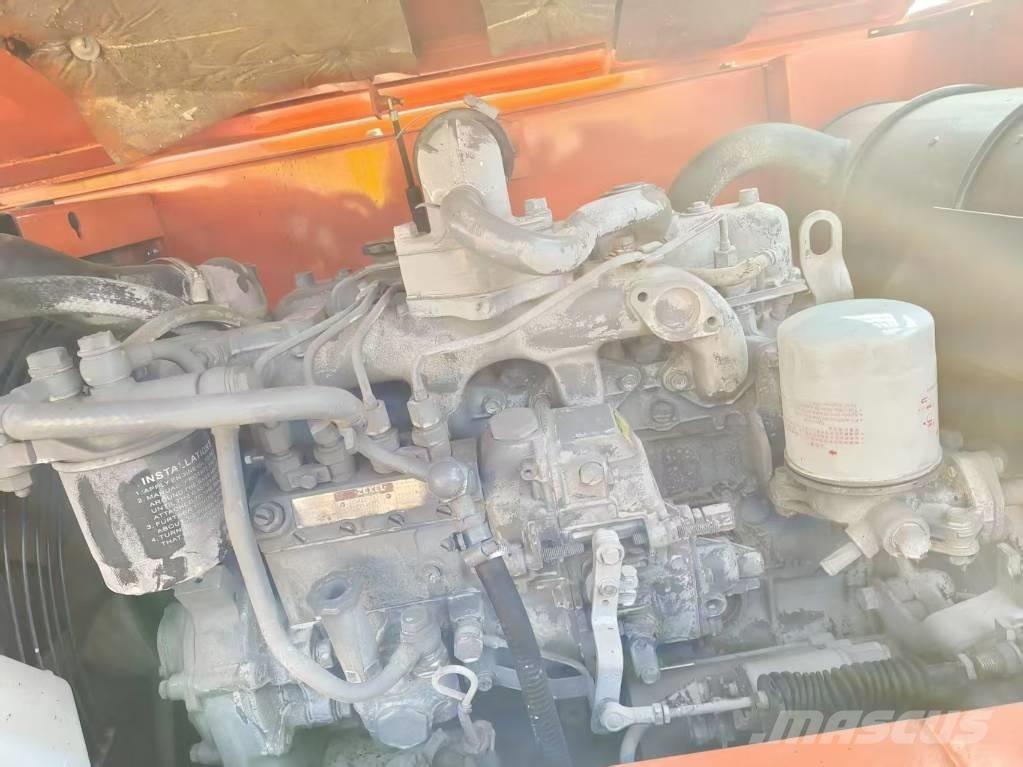 Hitachi ZX 60 Міні-екскаватори < 7т