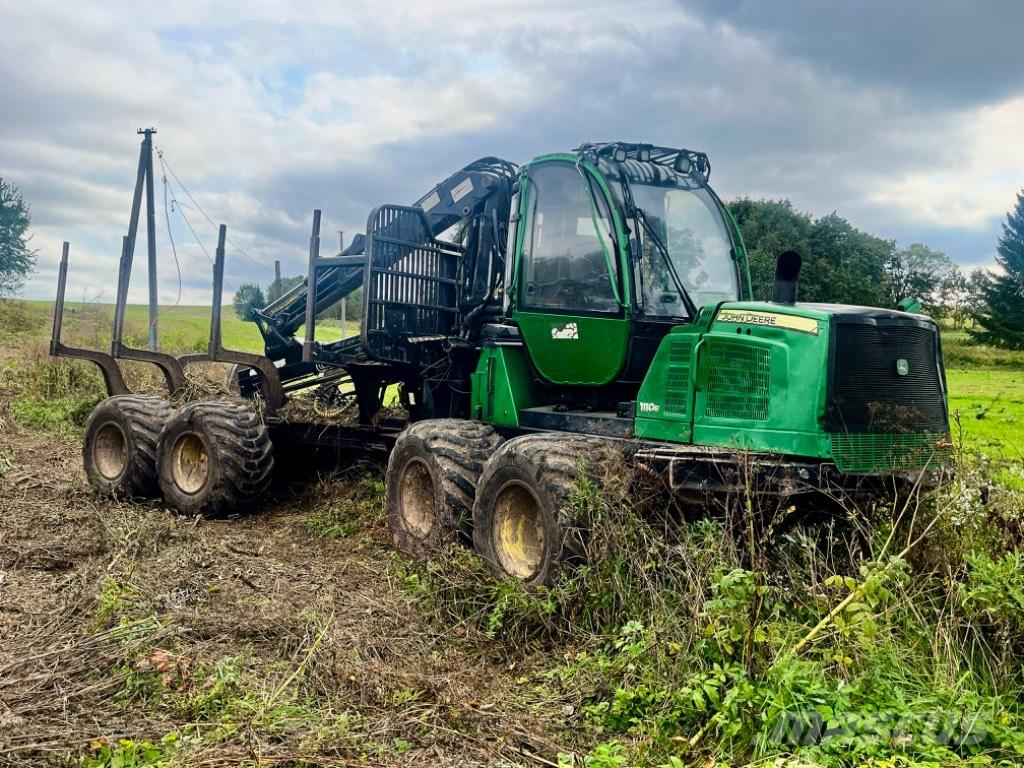 John Deere 1110 E Форвардери