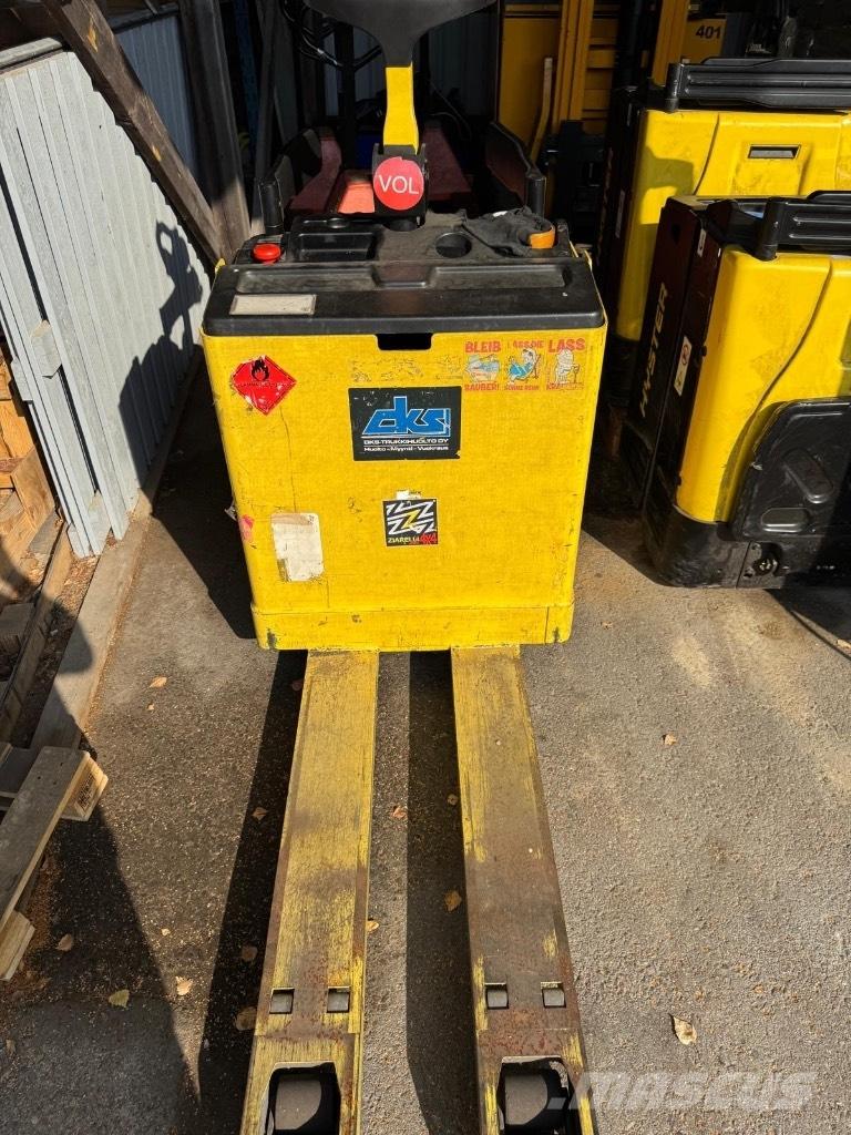 Hyster P 2.0 SFBW Штабелери