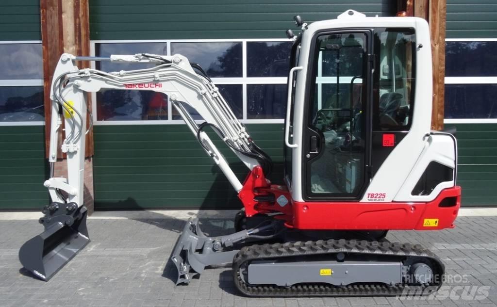 Takeuchi TB 225 Міні-екскаватори < 7т
