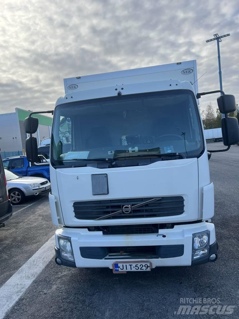 Volvo FL240 Фургони