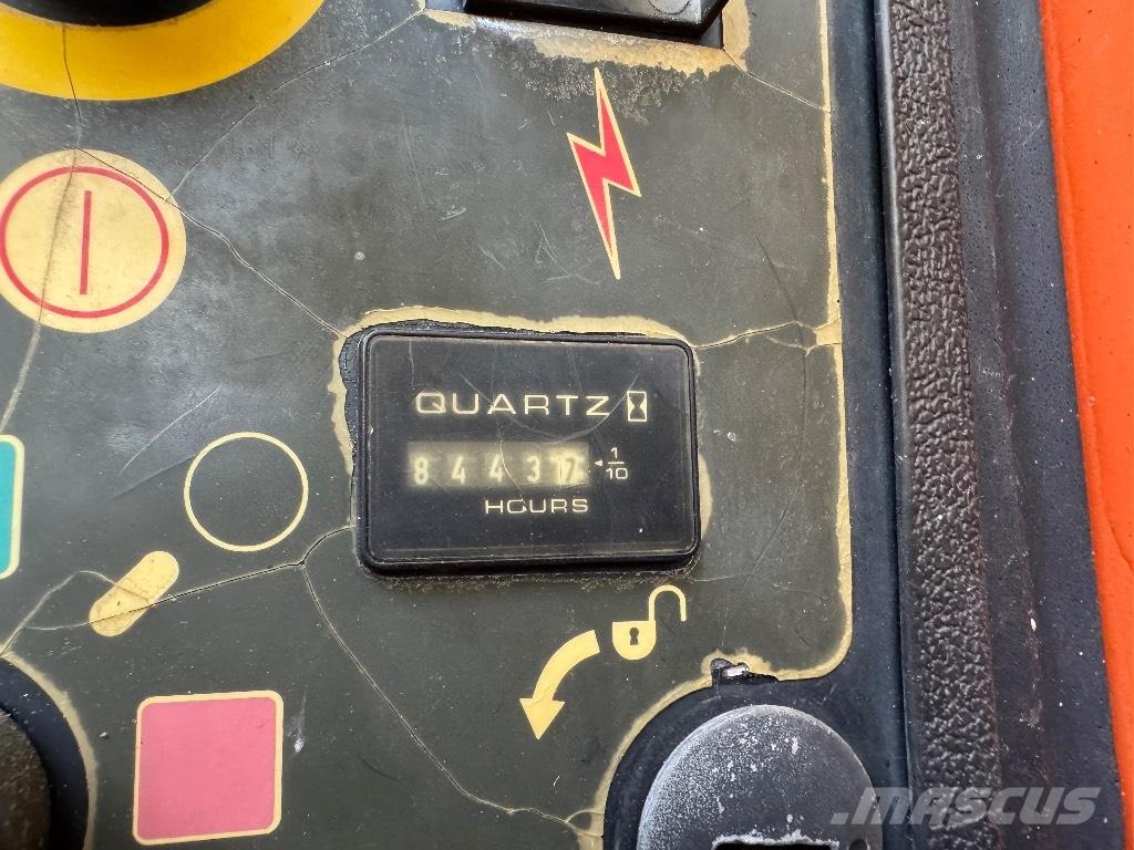 JLG 1200 SJP Телескопічні підйомники