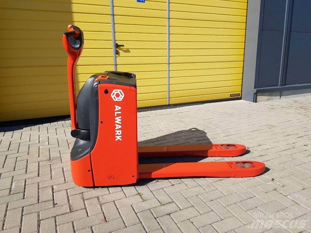 Linde T16 Ручні гідравлічні візки
