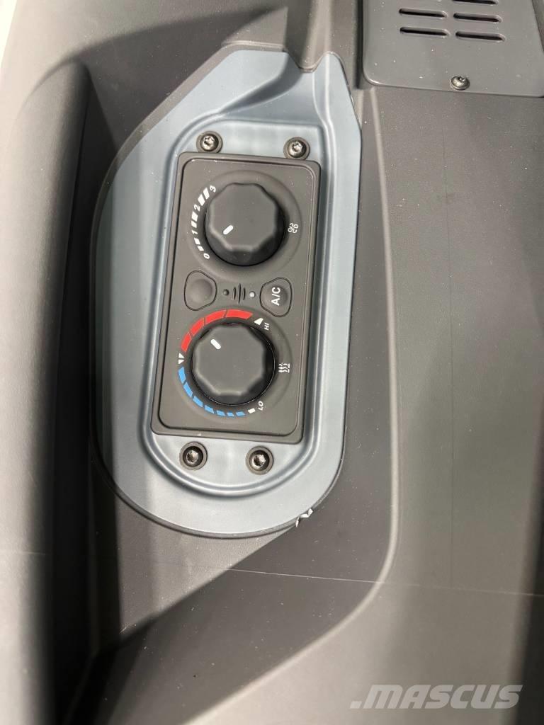 Avant 860 i Міні-навантажувачі