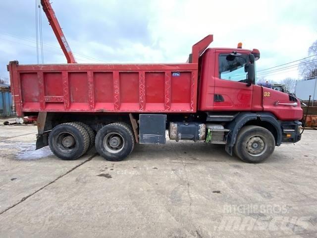Scania T 114-380 Тягачі