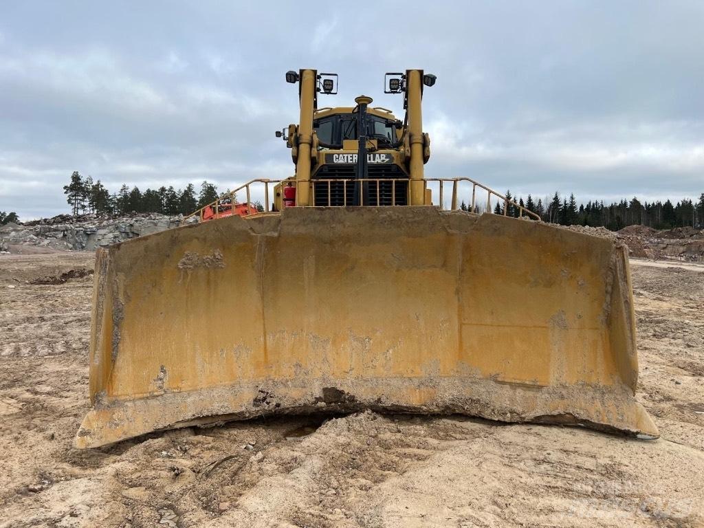 CAT D 8 T Гусеничні бульдозери