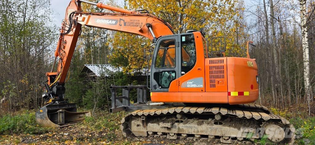 Doosan DX 235 LCR Гусеничні екскаватори