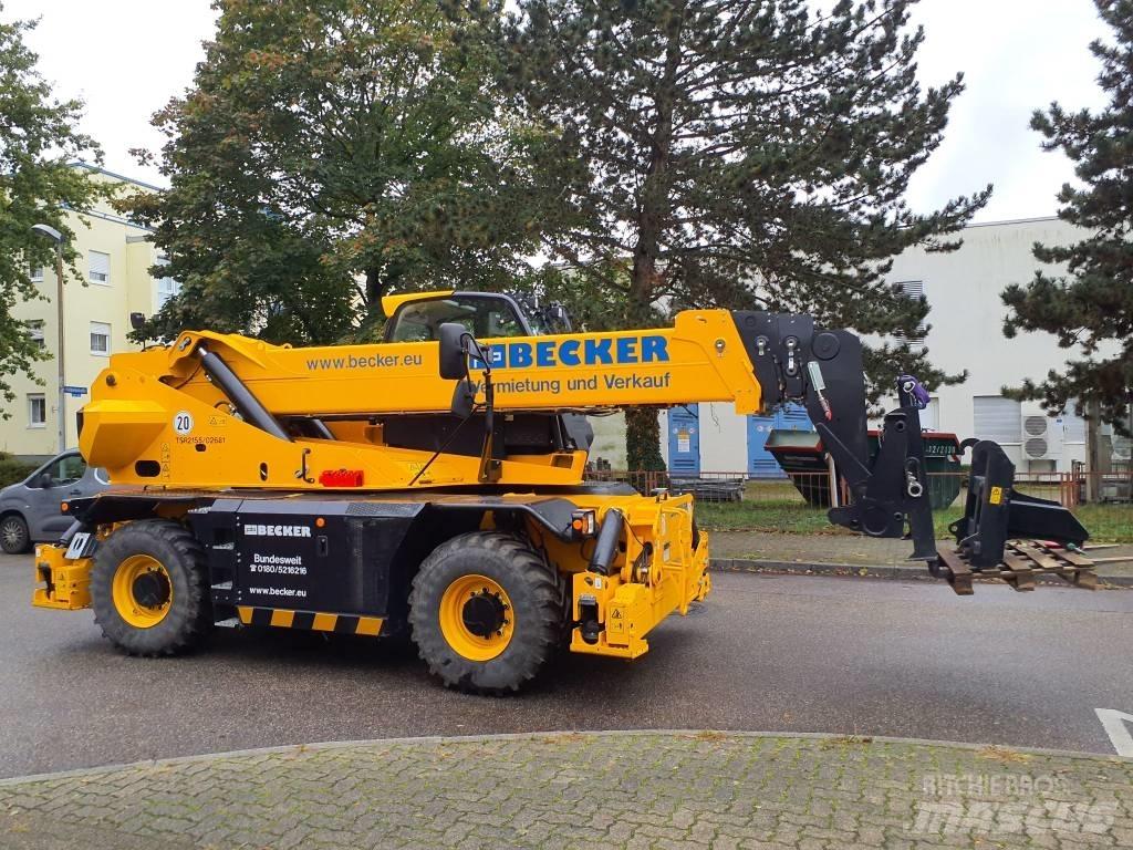 JCB 555P210R (02681) Телескопічні навантажувачі