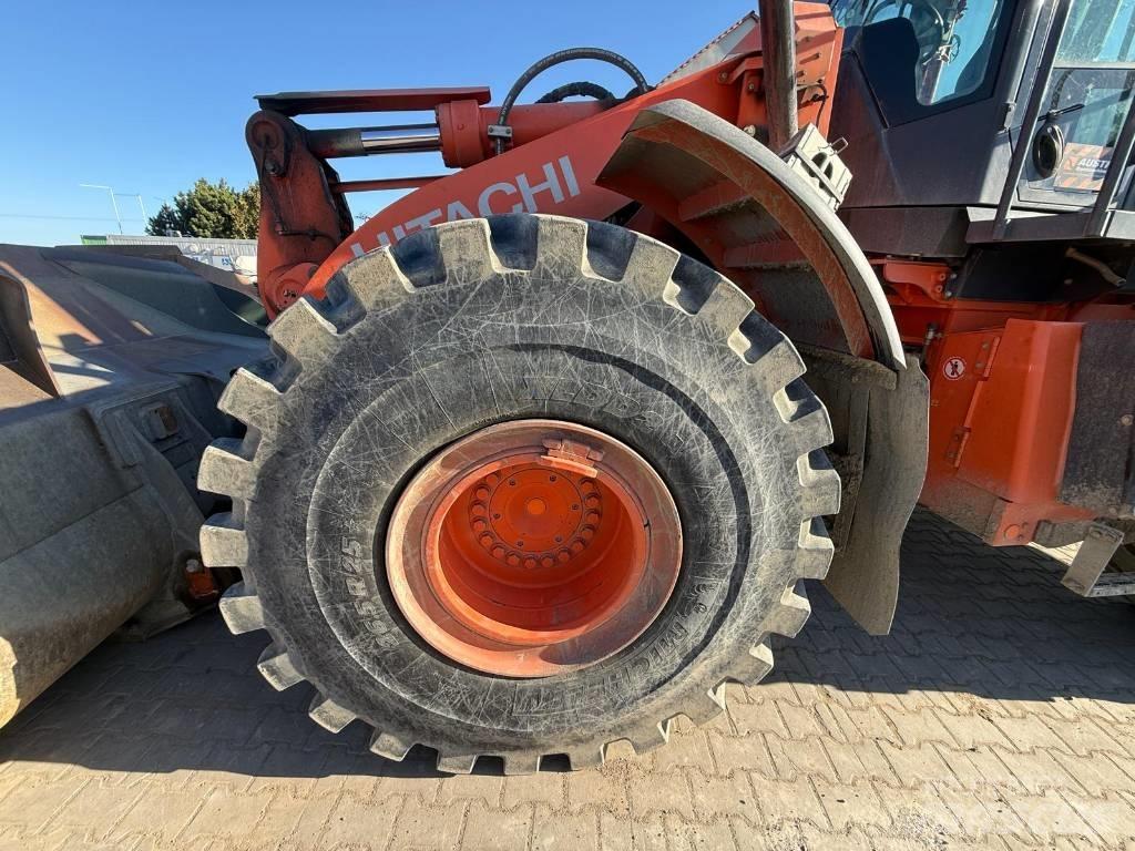 Hitachi ZW 310-6 Фронтальні навантажувачі