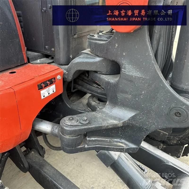Kubota KX 165 Гусеничні екскаватори