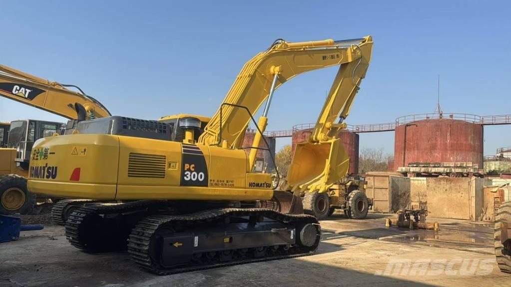 Komatsu PC 300 Гусеничні екскаватори