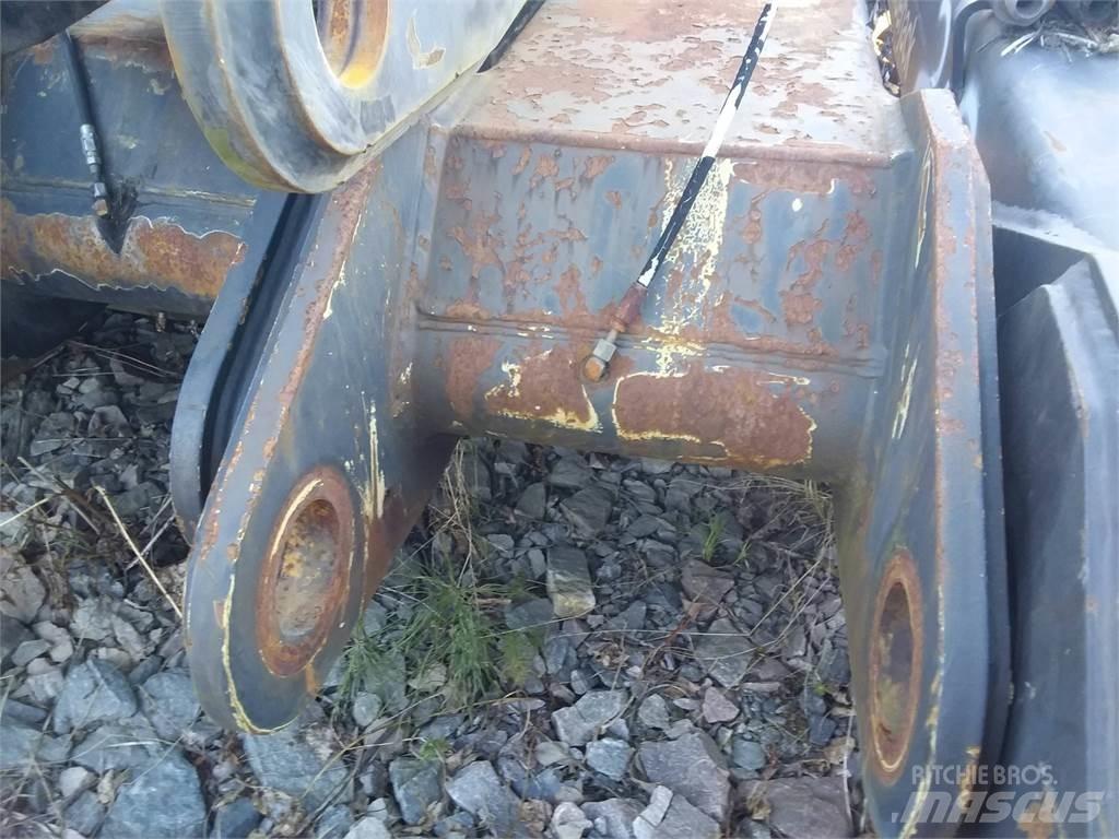 Loglift 210 Крани лісозаготівельних машин