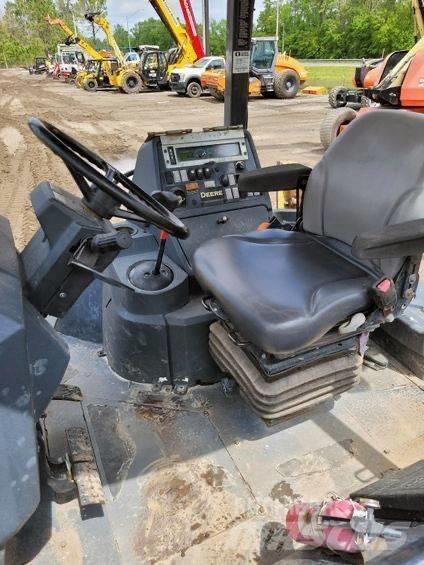 DEERE 310 L Екскаватори-навантажувачі