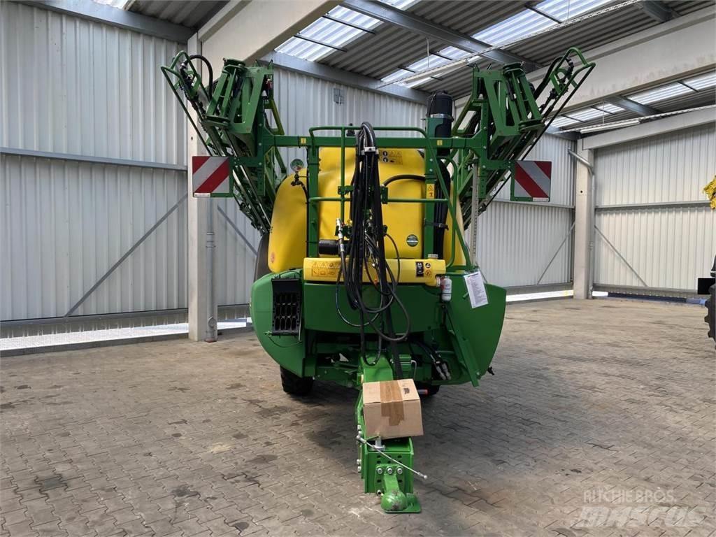John Deere R740i Причіпні обприскувачі