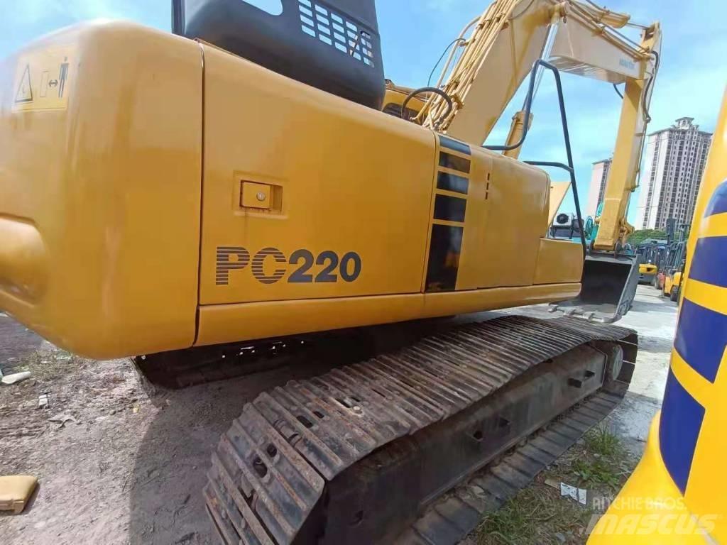 Komatsu PC 220-6 Гусеничні екскаватори