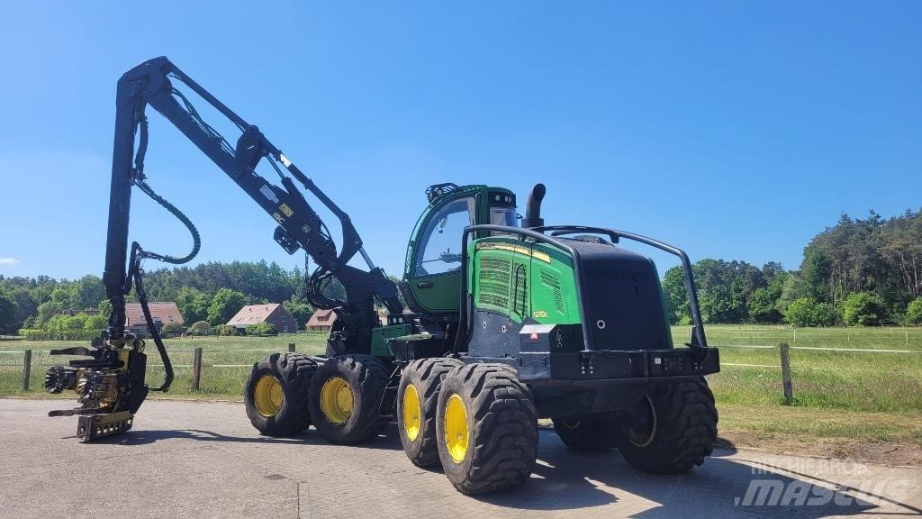 John Deere 1270 G Харвестери