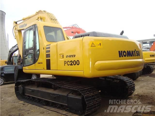 Komatsu PC 200 Гусеничні екскаватори