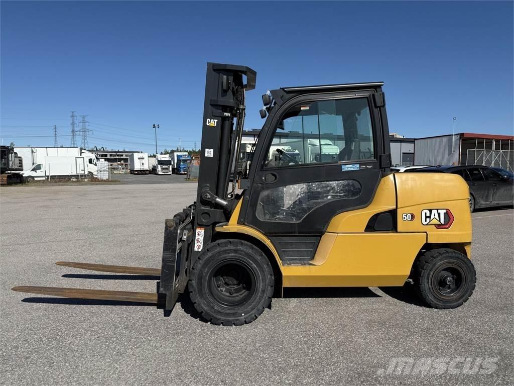 CAT DP50NT Дизельні навантажувачі