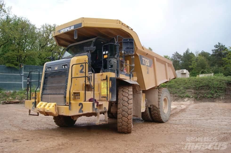 CAT 772G Кар`єрні самоскиди