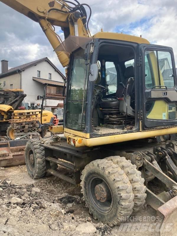 Komatsu PW 170 ES-6K Колісні екскаватори