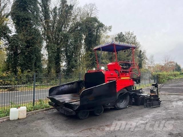Marini MF 331 Асфальтовкладачі