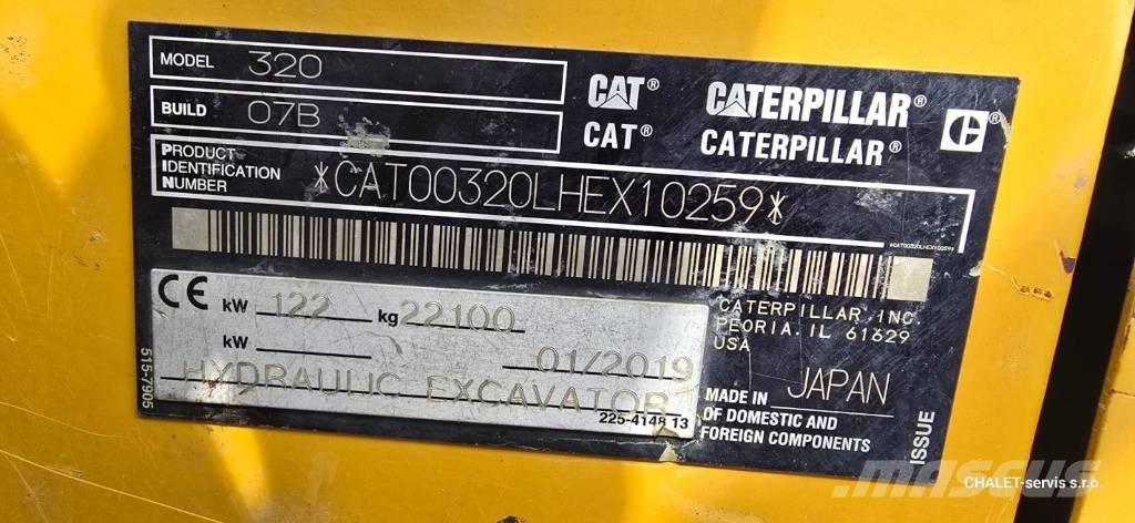 CAT 320 Гусеничні екскаватори