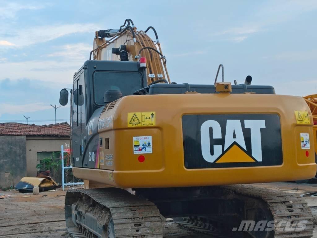 CAT 320D2 Гусеничні екскаватори