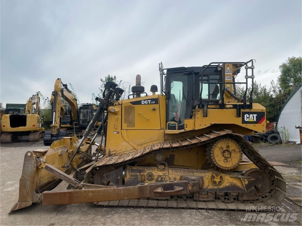CAT D 6 T LGP Гусеничні бульдозери